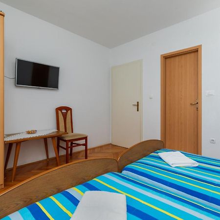 Apartments With A Parking Space Omis - 2745 Camera foto